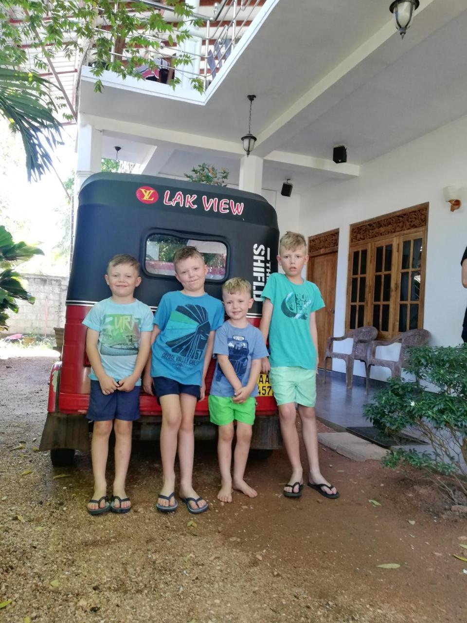 Lak View Family Resort Dambulla Eksteriør billede